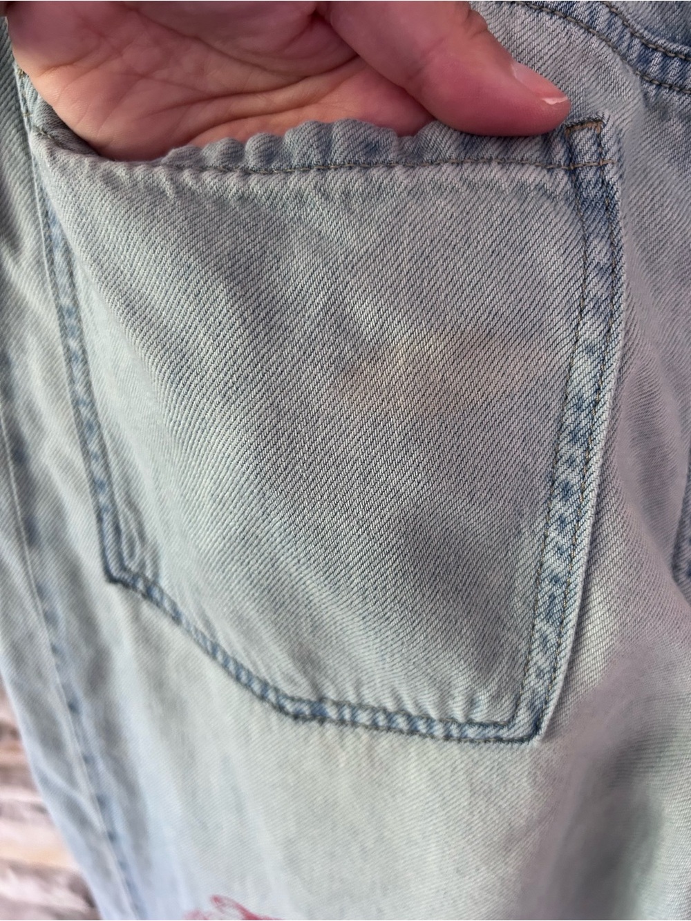 Pilcro Adi Mid-Rise Flare Embellished Jeans with Hearts and Cherubs - Picture 3 of 5